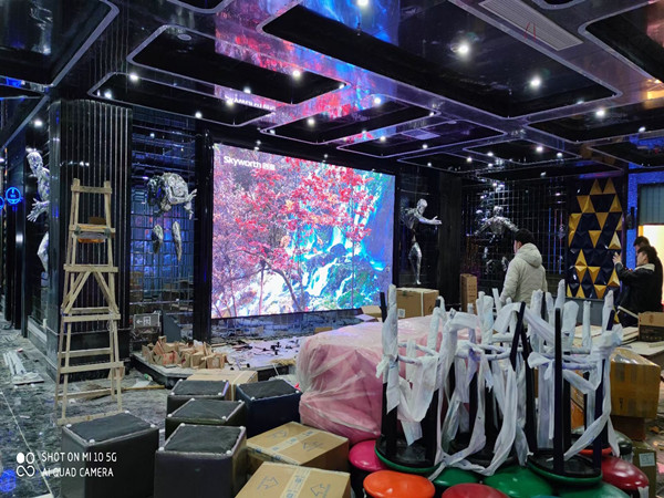 泰安市室内P2.5全彩显示屏